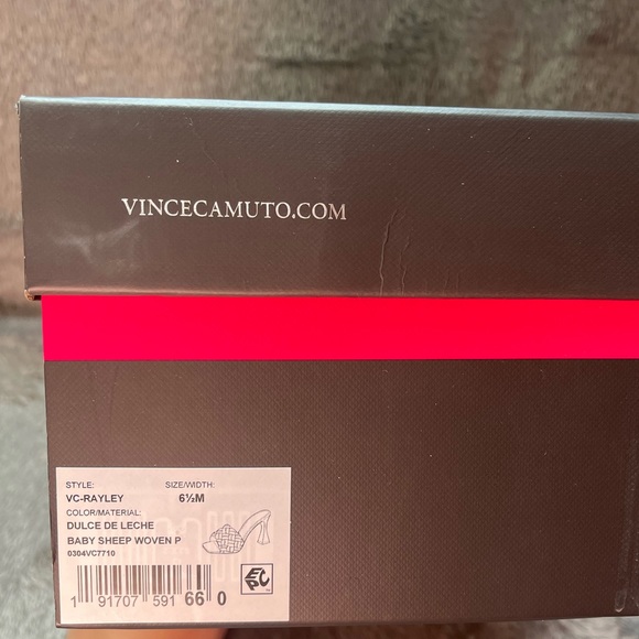 Rayley slide sandal from Vince Camuto. - Picture 10 of 11